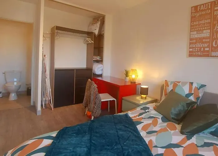 Zenith - Cartoucherie Lägenhet